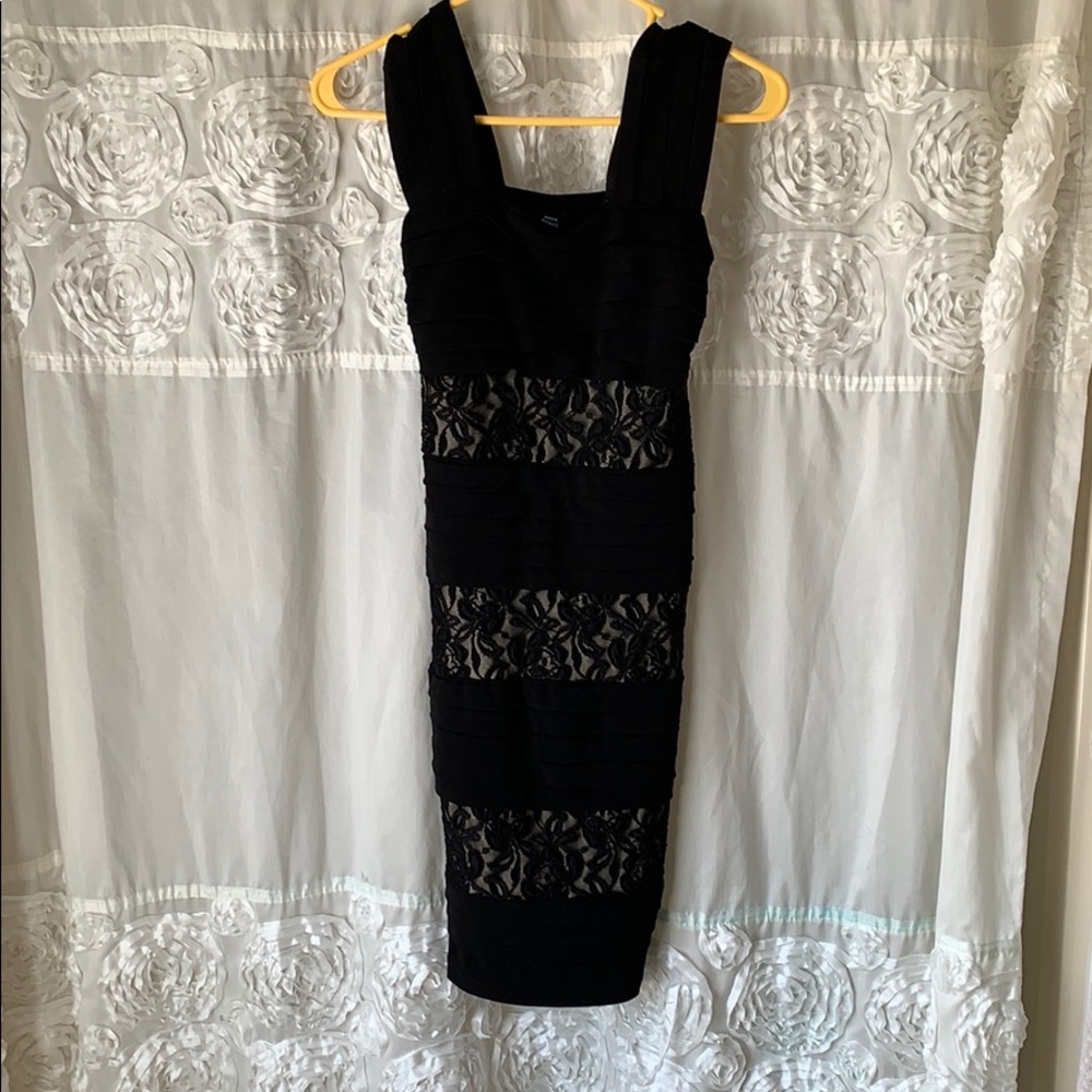 Black with lace details saint tropes west dress